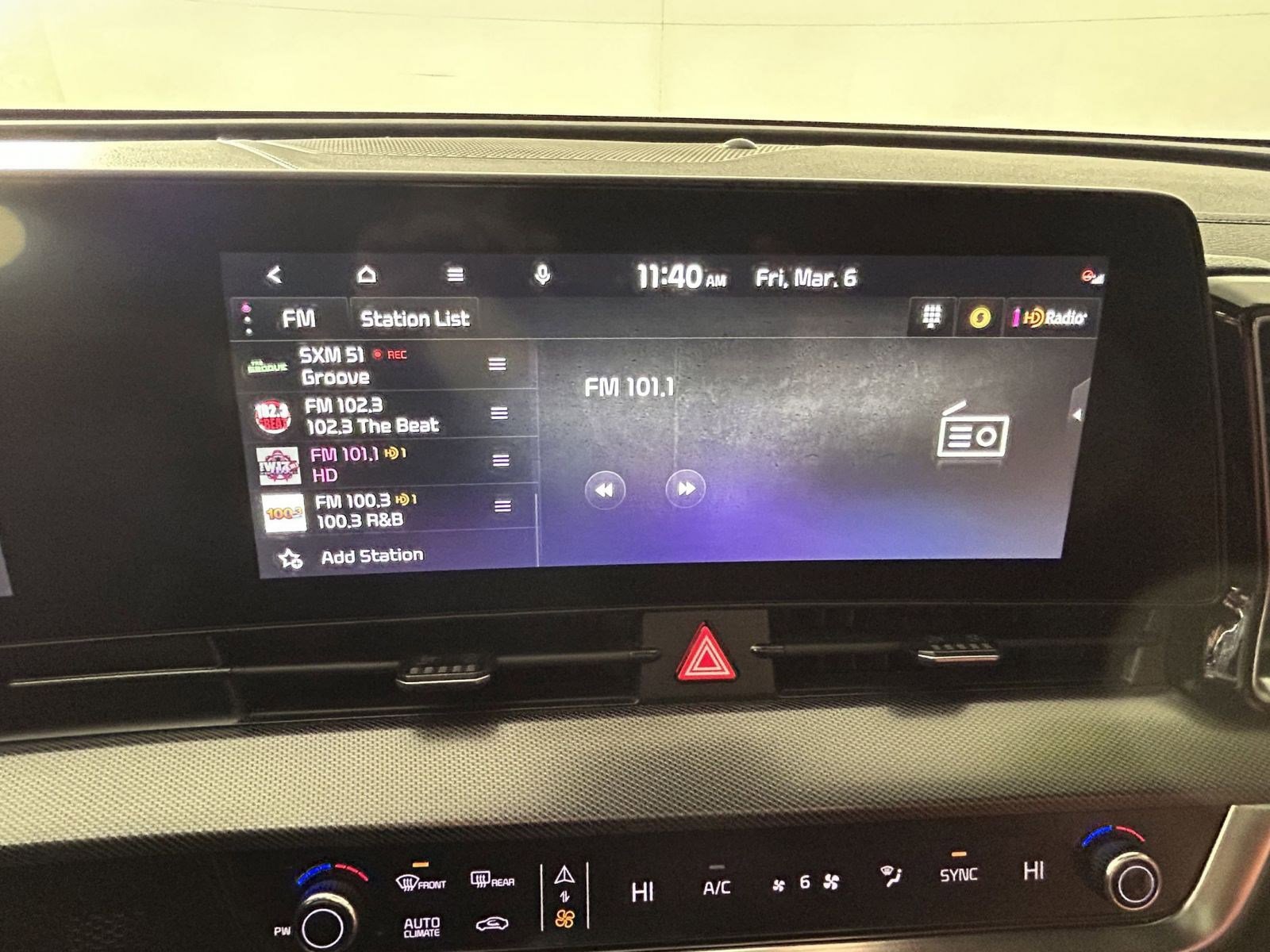 Used 2024 Kia Sportage SX image 11