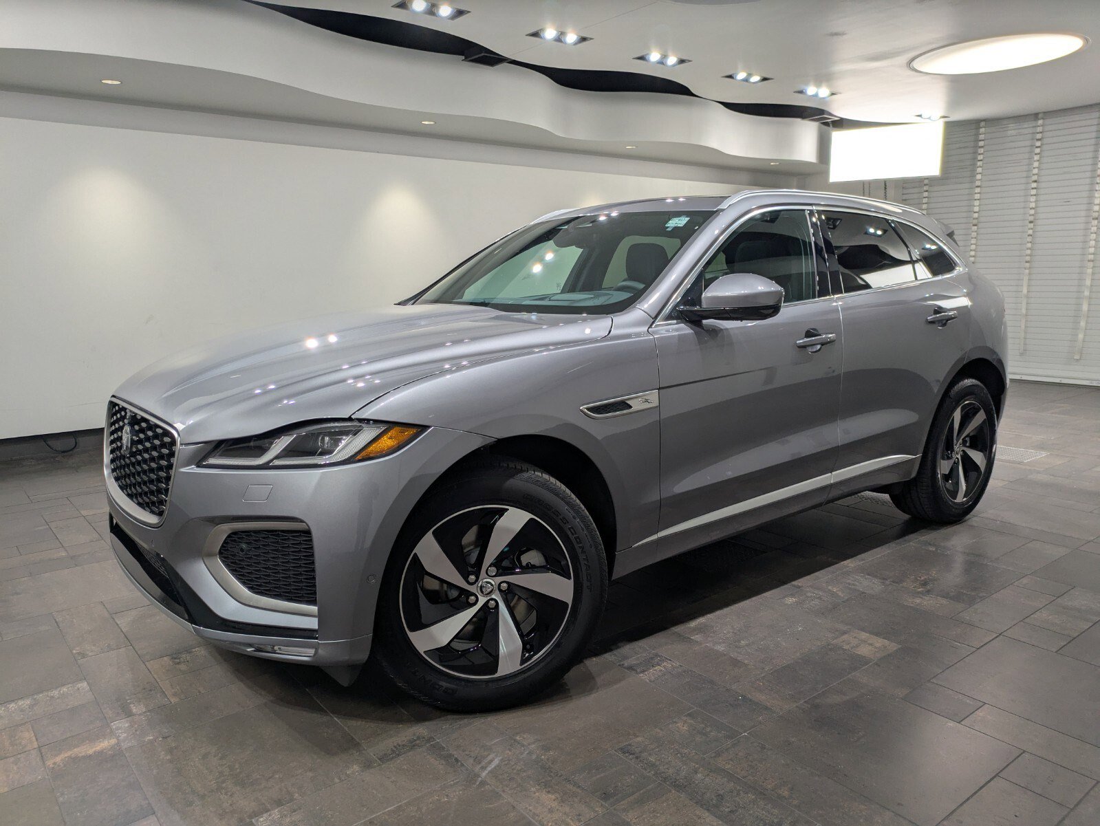 New 2026 Jaguar F-PACE R-Dynamic S
