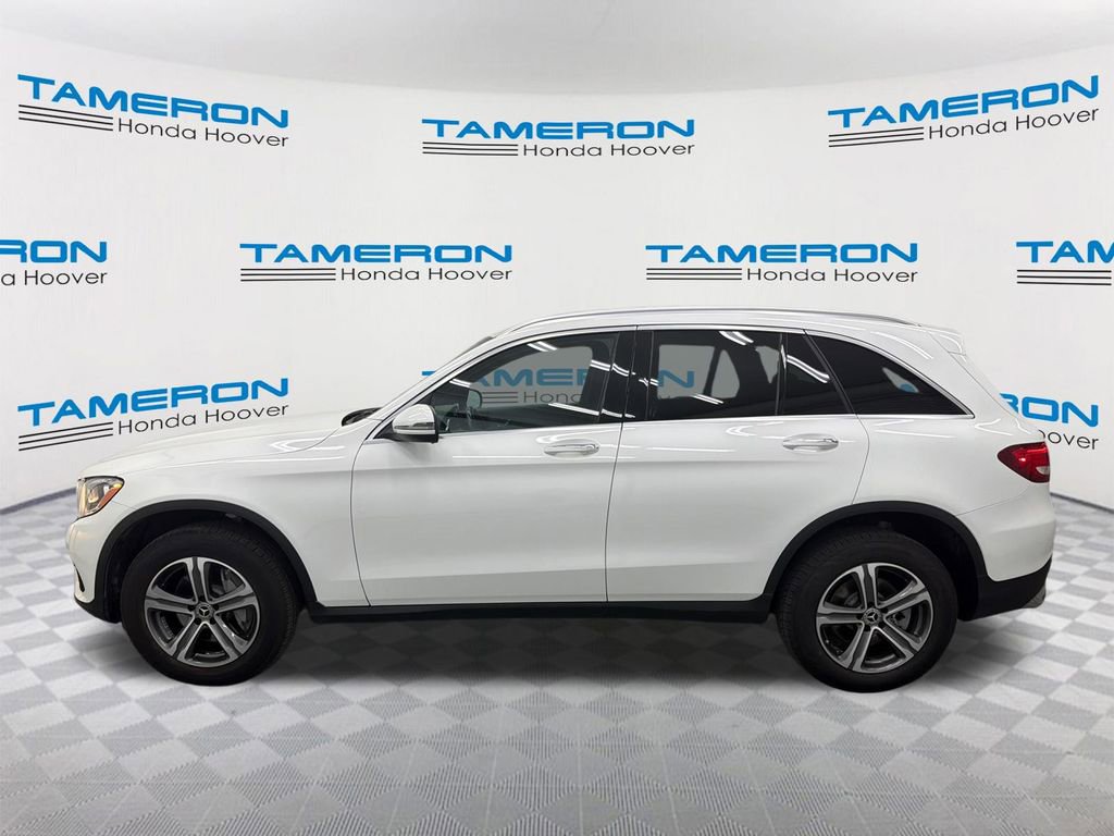 Used 2019 Mercedes-Benz GLC 300 w/ Premium Package image 2