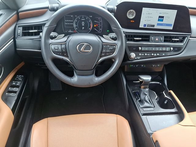 Used 2024 Lexus ES 350 w/ Premium Package FWD image 11