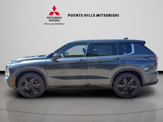 New 2026 Mitsubishi Outlander LE image 8