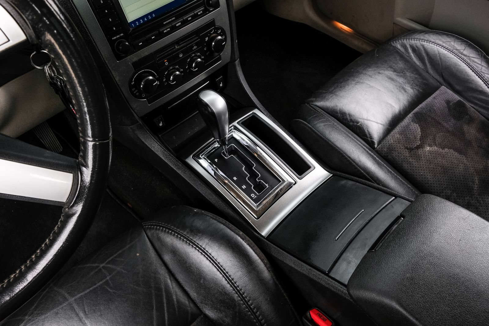 Used 2006 Chrysler 300 SRT8 w/ SRT Option Group II RWD image 20