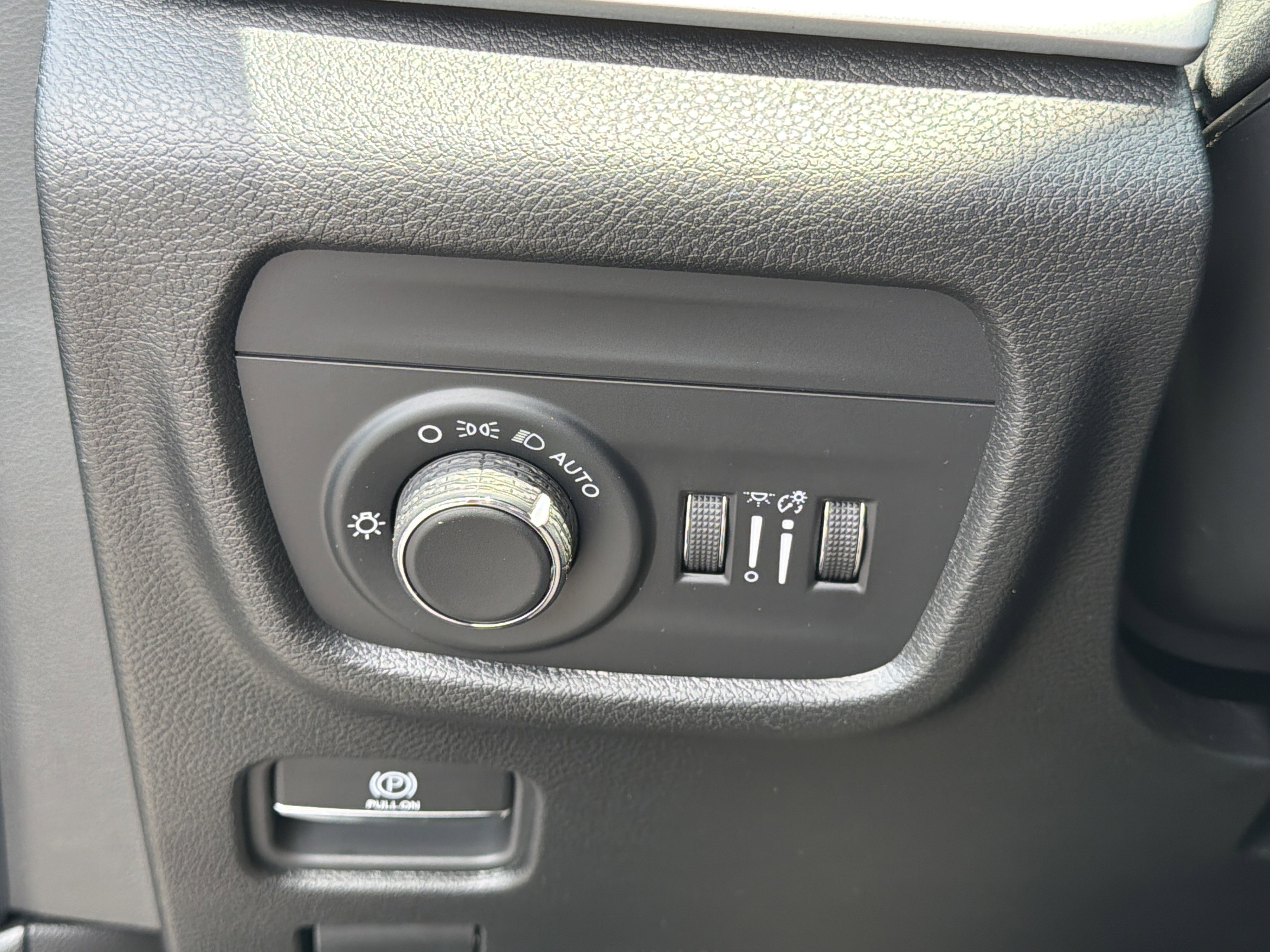New 2026 Jeep Grand Cherokee Laredo X RWD image 38