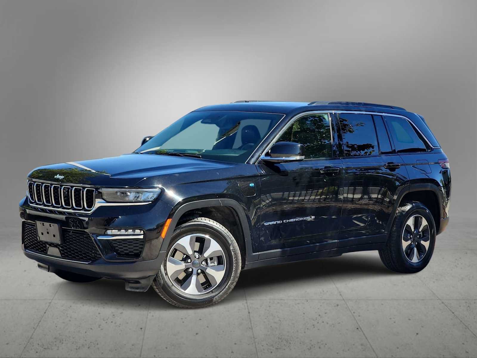 Used 2024 Jeep Grand Cherokee Limited 4xe