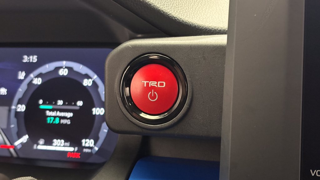 Certified 2026 Toyota Tacoma TRD Off-Road w/ TRD Off Road Upgrade Package AWD/4WD image 43