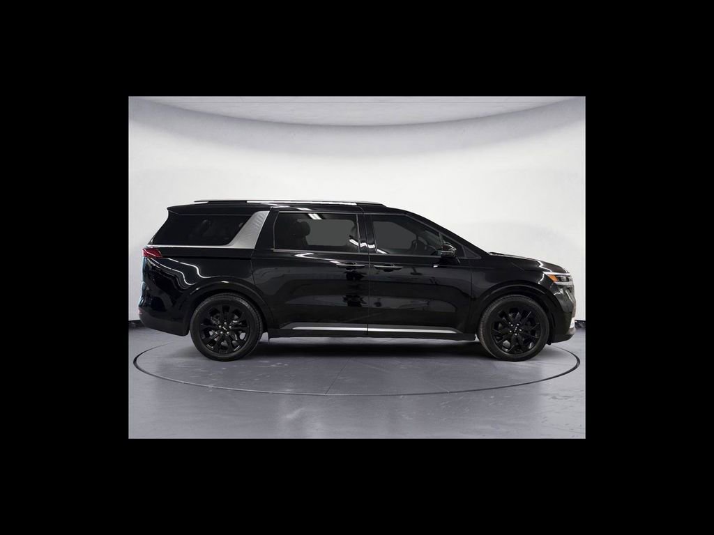 Used 2022 Kia Carnival SX Prestige FWD image 7