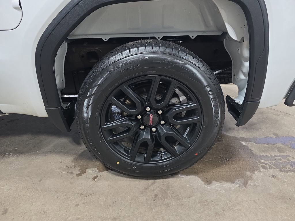 Used 2023 GMC Sierra 1500 Elevation image 32