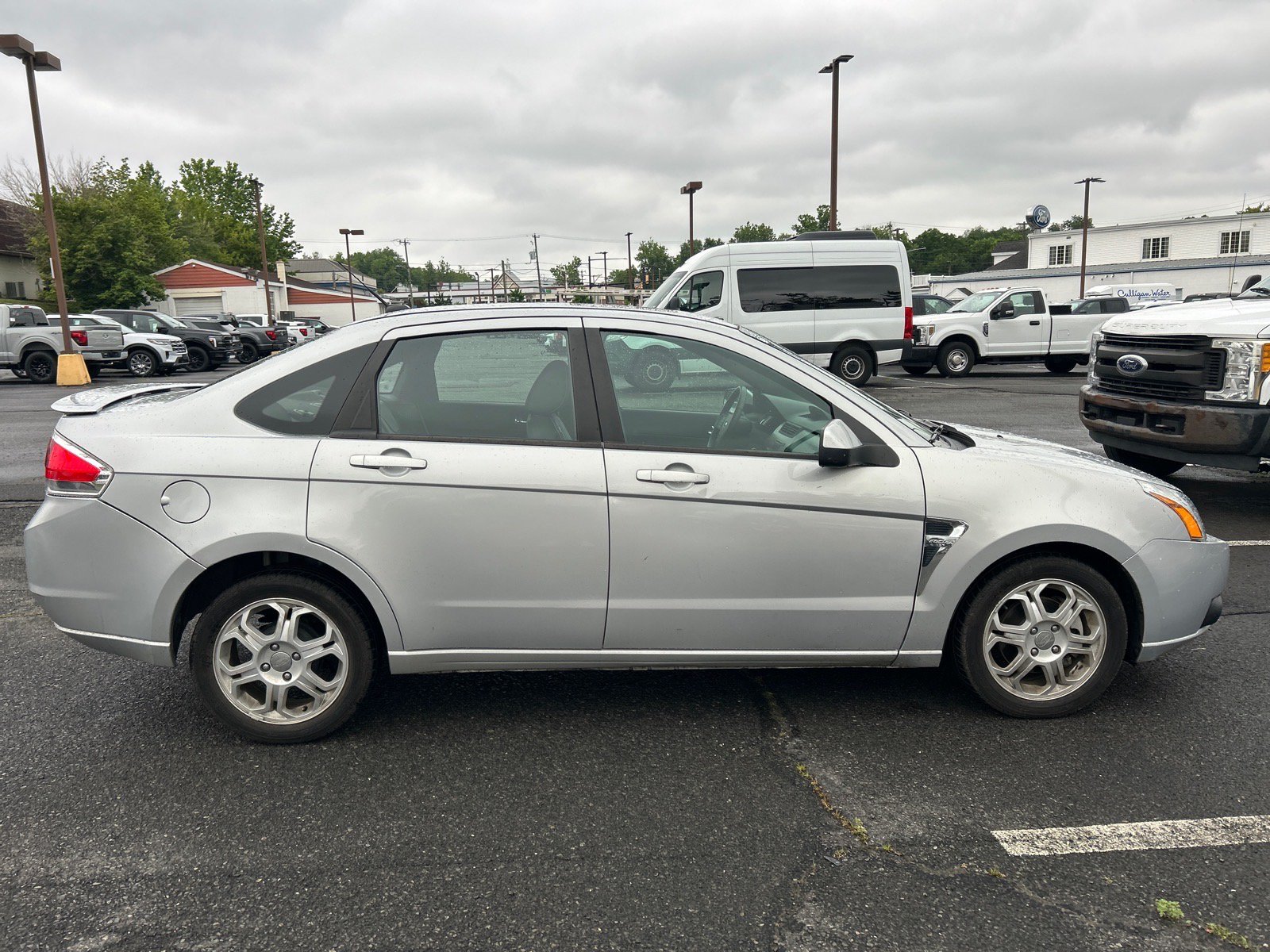 Used 2008 Ford Focus SES FWD image 4