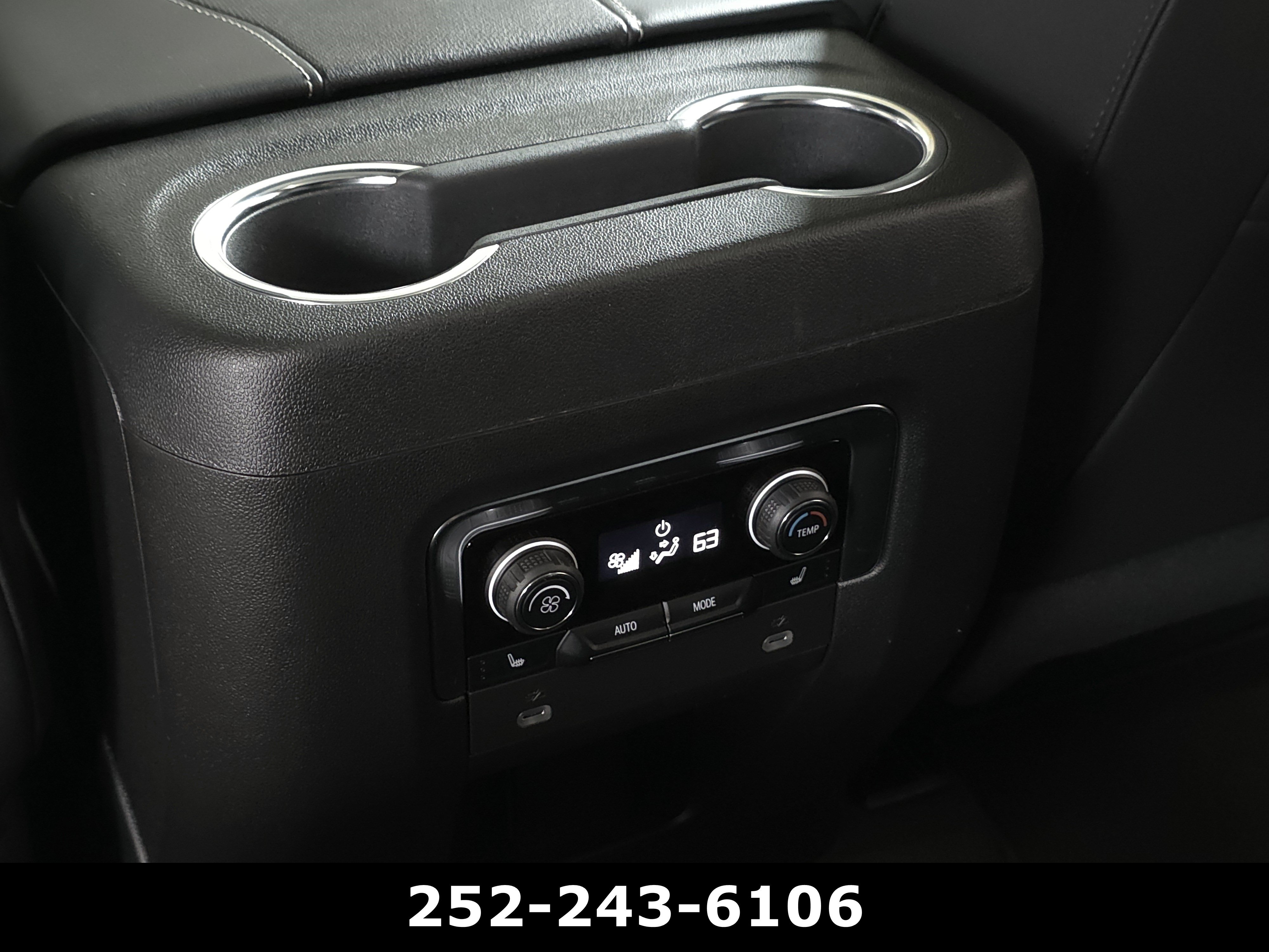 Used 2023 Chevrolet Tahoe Premier AWD/4WD image 31