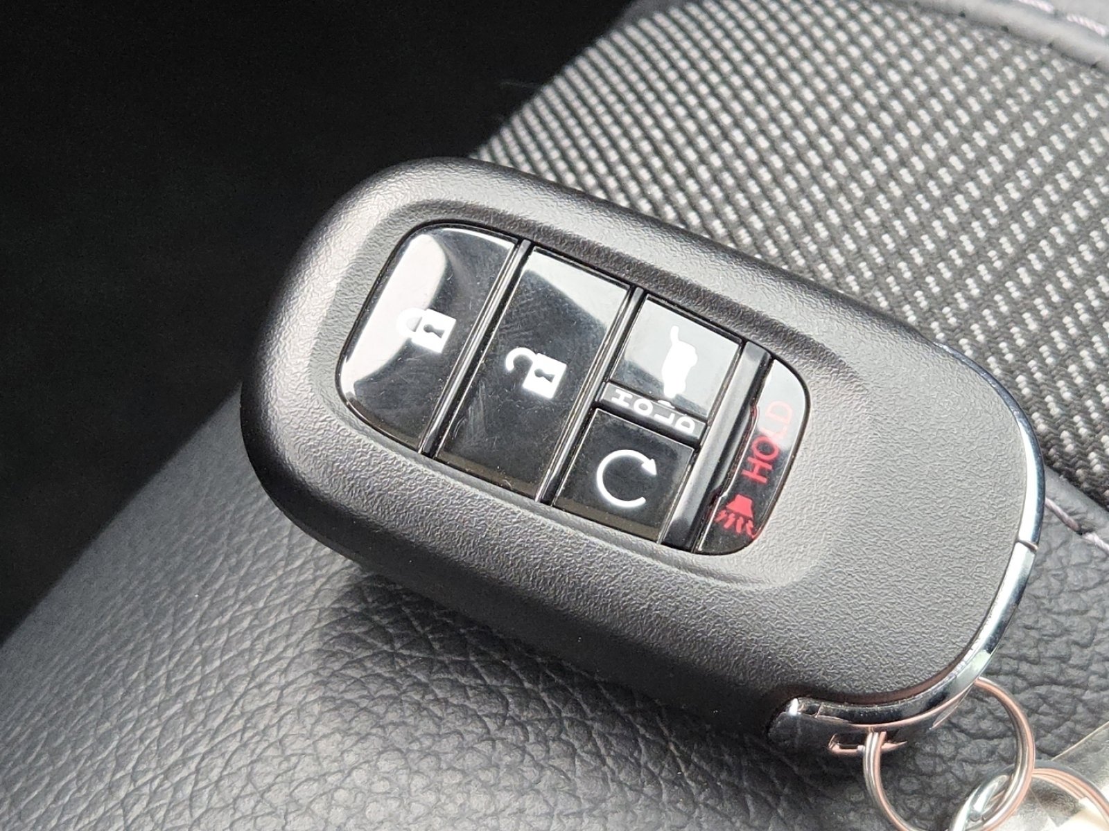 Used 2025 Honda Pilot EX-L image 35