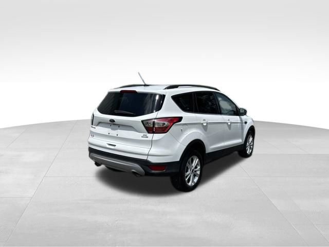 Used 2017 Ford Escape SE w/ Equipment Group 201A AWD/4WD image 7