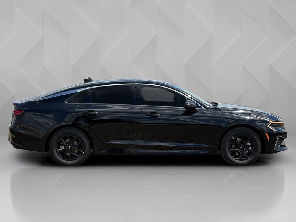 New 2026 Kia K5 LXS image 4