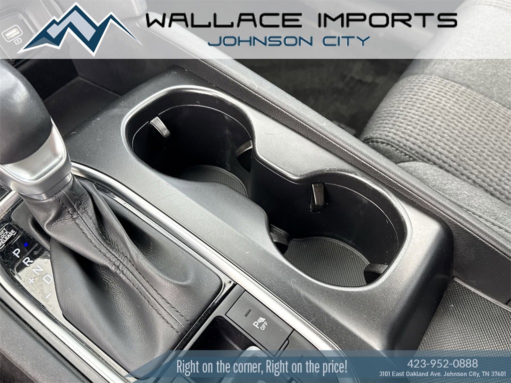 Used 2019 Hyundai Santa Fe SEL image 17