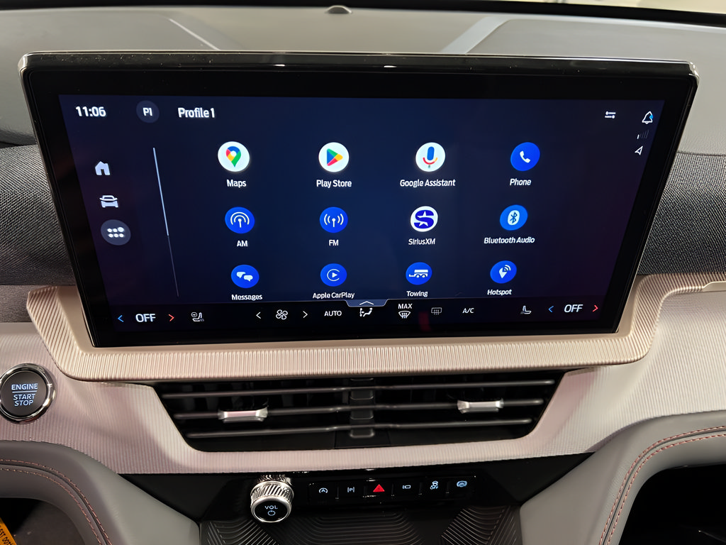 New 2026 Ford Explorer Active w/ Active Comfort Package AWD/4WD image 9