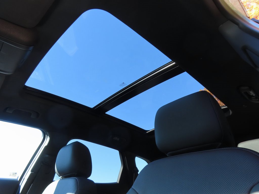 New 2025 Chevrolet Blazer RS w/ Driver Confidence II Package image 7