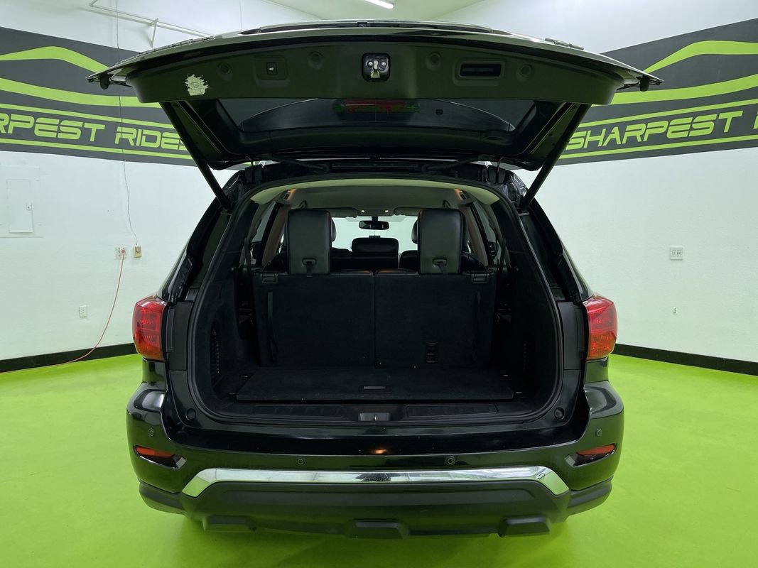 Used 2019 Nissan Pathfinder SL image 9