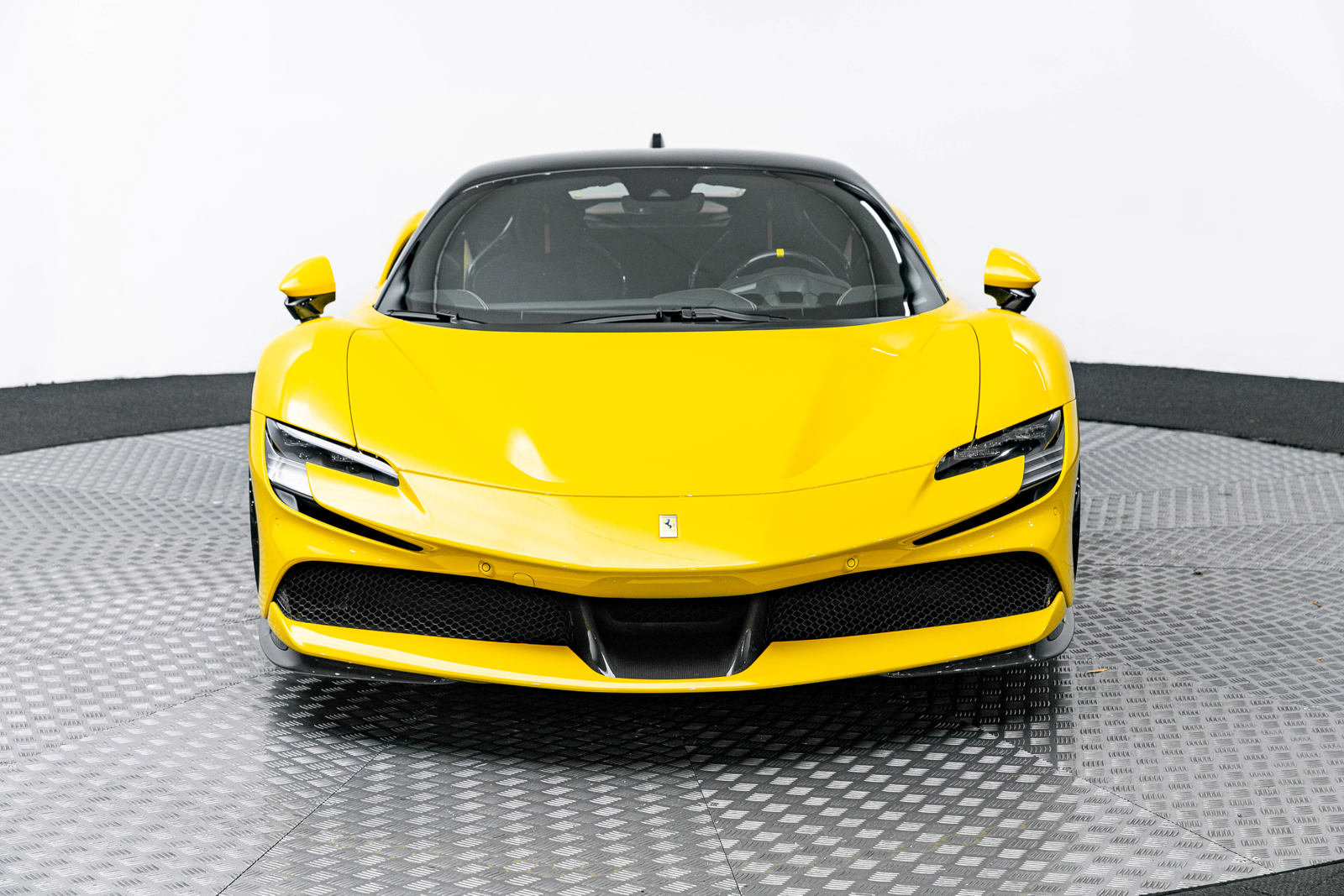 Certified 2022 Ferrari SF90 Stradale image 10