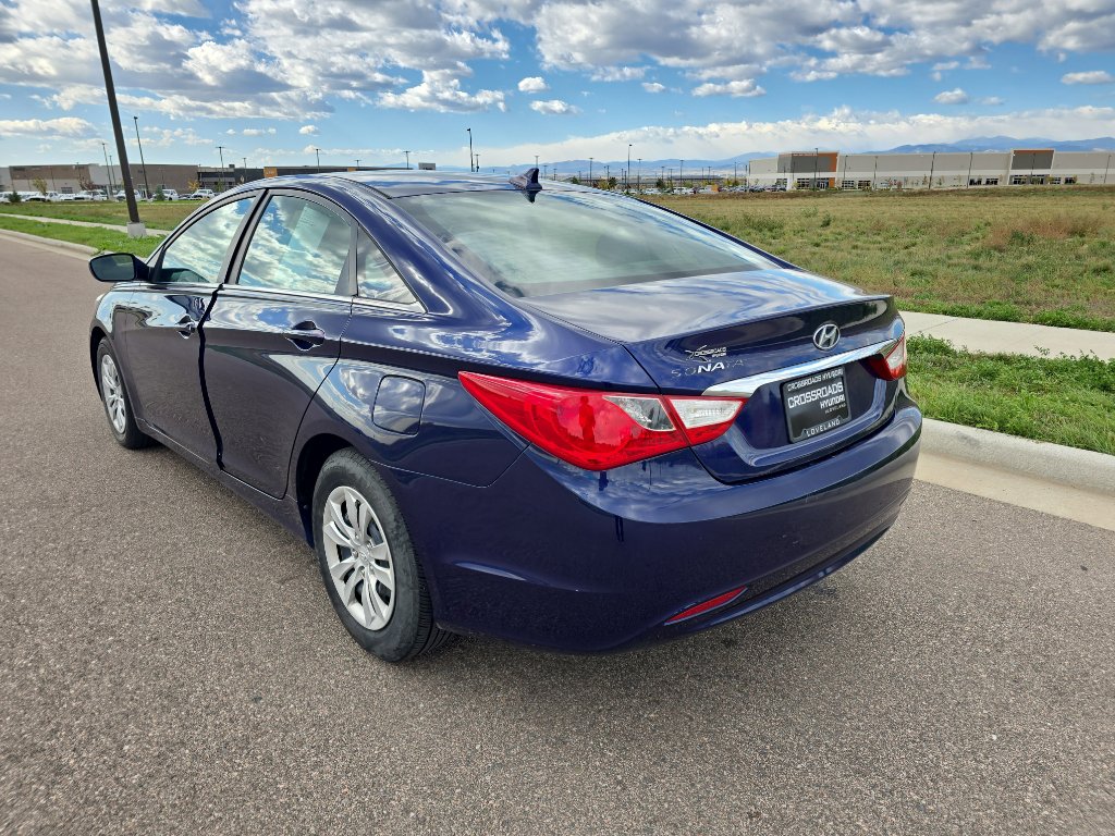 Used 2011 Hyundai Sonata GLS image 3