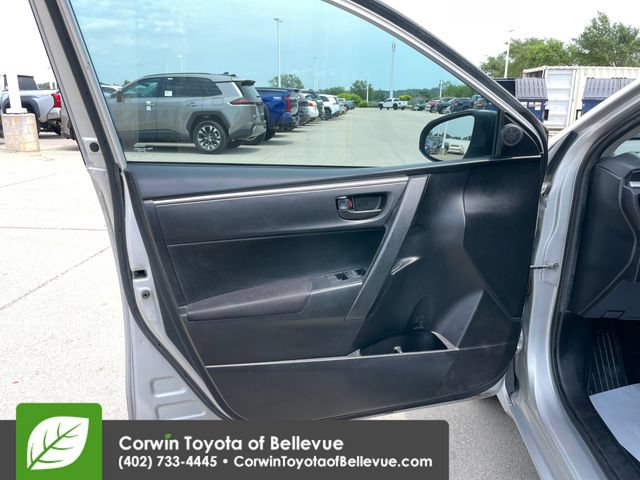 Used 2016 Toyota Corolla L FWD image 18