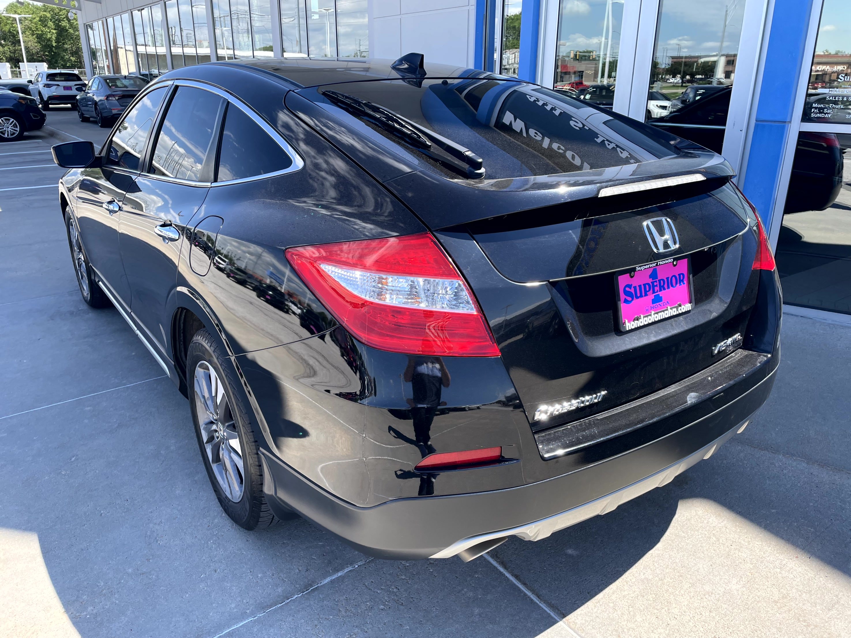 Used 2015 Honda Crosstour EX-L image 2