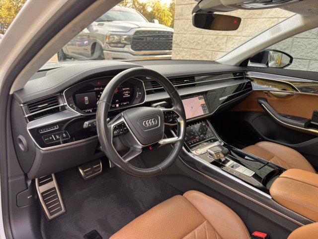 Used 2020 Audi S8 L AWD/4WD image 6