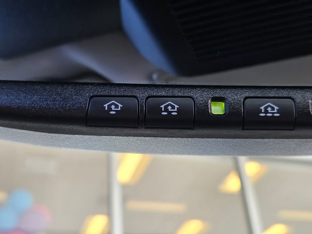 Used 2022 Nissan Pathfinder Platinum w/ Cargo Package image 58