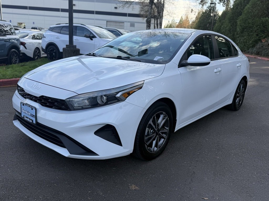 Used 2022 Kia Forte LXS image 7