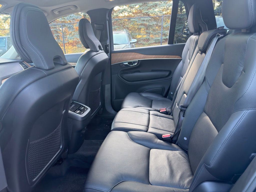 Used 2023 Volvo XC90 B6 Plus w/ Protection Package Premier image 31