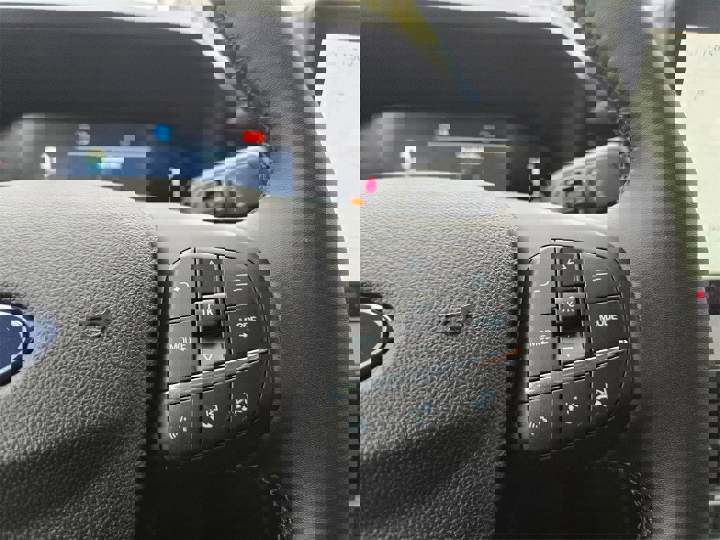 New 2025 Ford Maverick XLT w/ XLT Luxury Package image 18