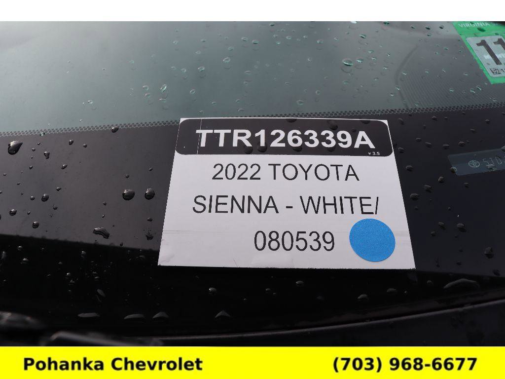 Used 2022 Toyota Sienna XLE image 38