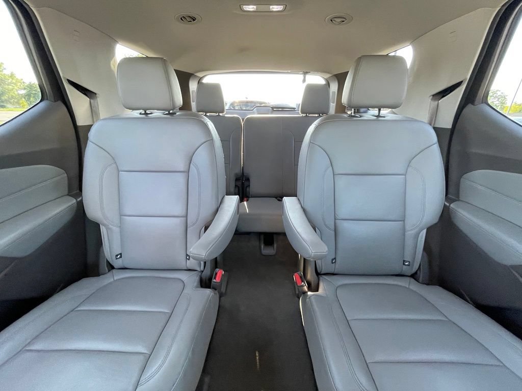 Used 2019 Chevrolet Traverse LT w/ LT Premium Package AWD/4WD image 30