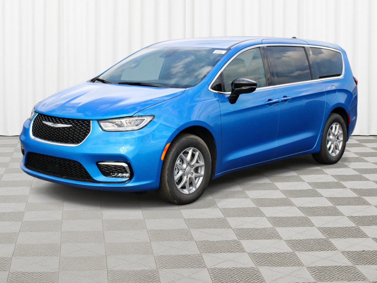 New 2026 Chrysler Pacifica Select FWD image 36