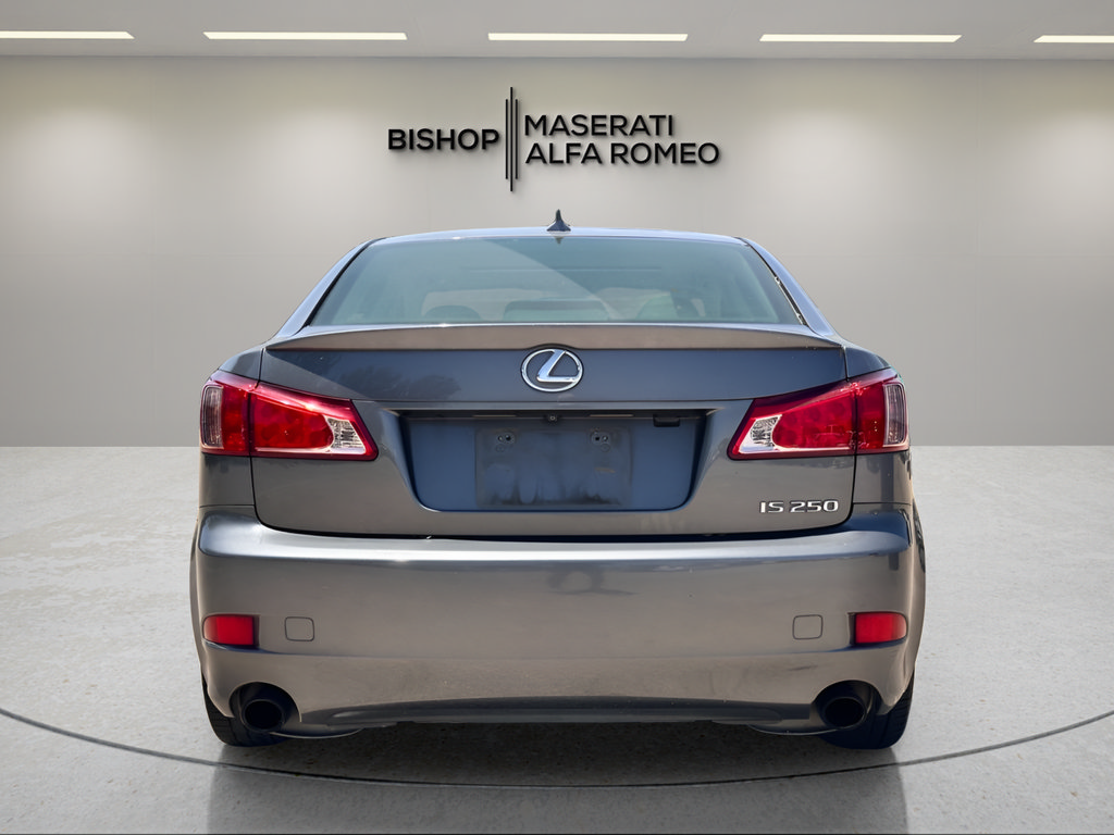 Used 2013 Lexus IS 250 w/ Premium Pkg Value Edition RWD image 4