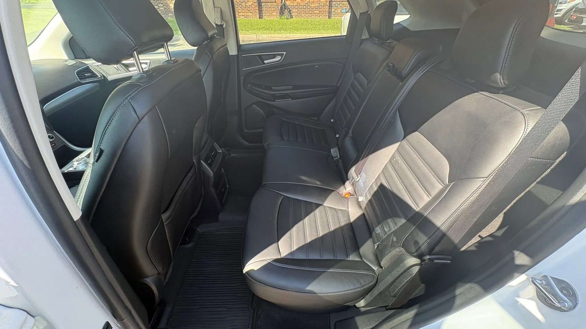 Used 2021 Ford Edge SEL AWD/4WD image 21