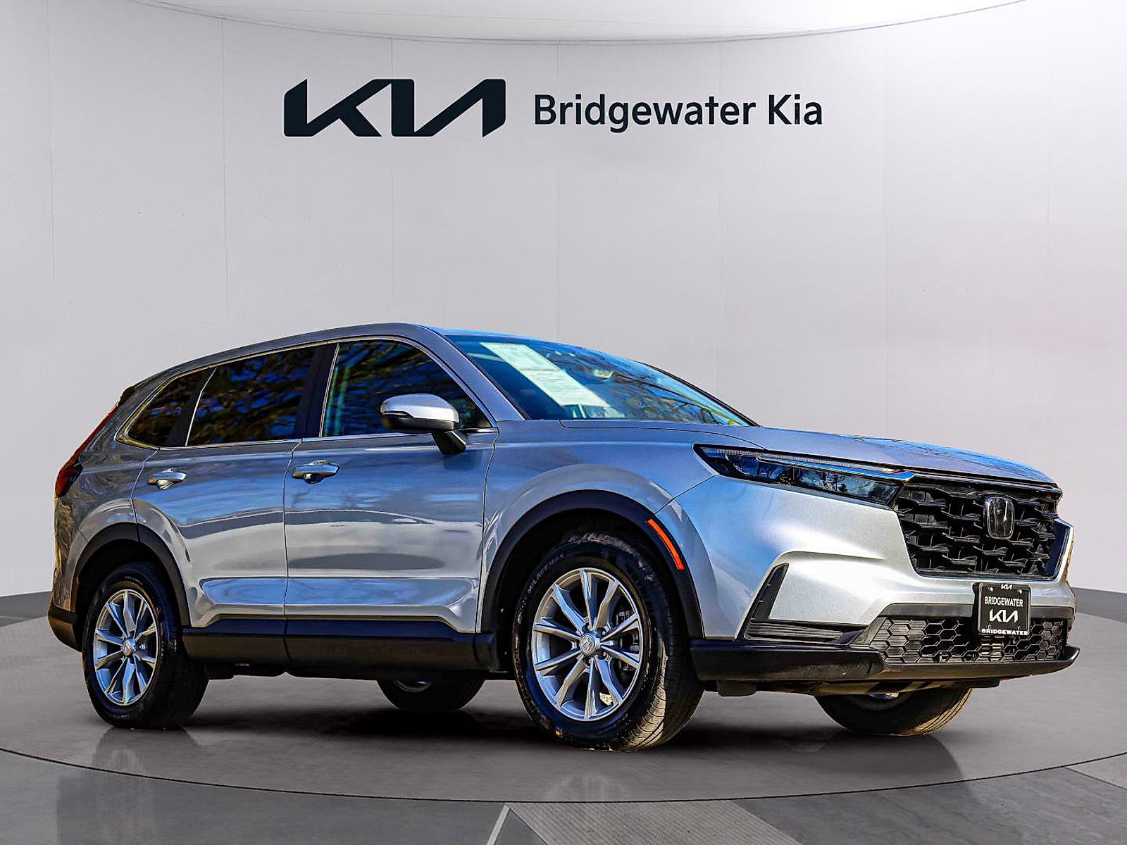 Used 2023 Honda CR-V EX image 2