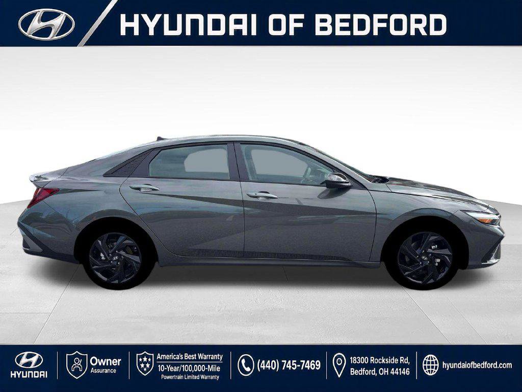 New 2026 Hyundai Elantra Sport FWD image 12