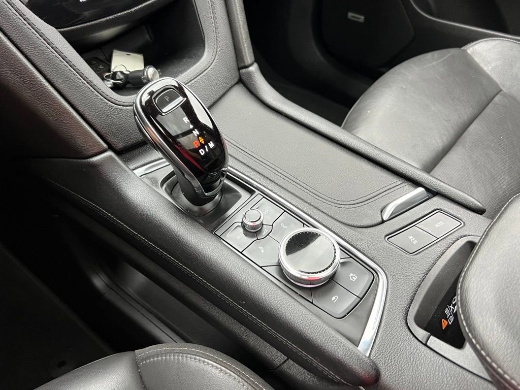 Used 2022 Cadillac XT6 Premium Luxury image 38