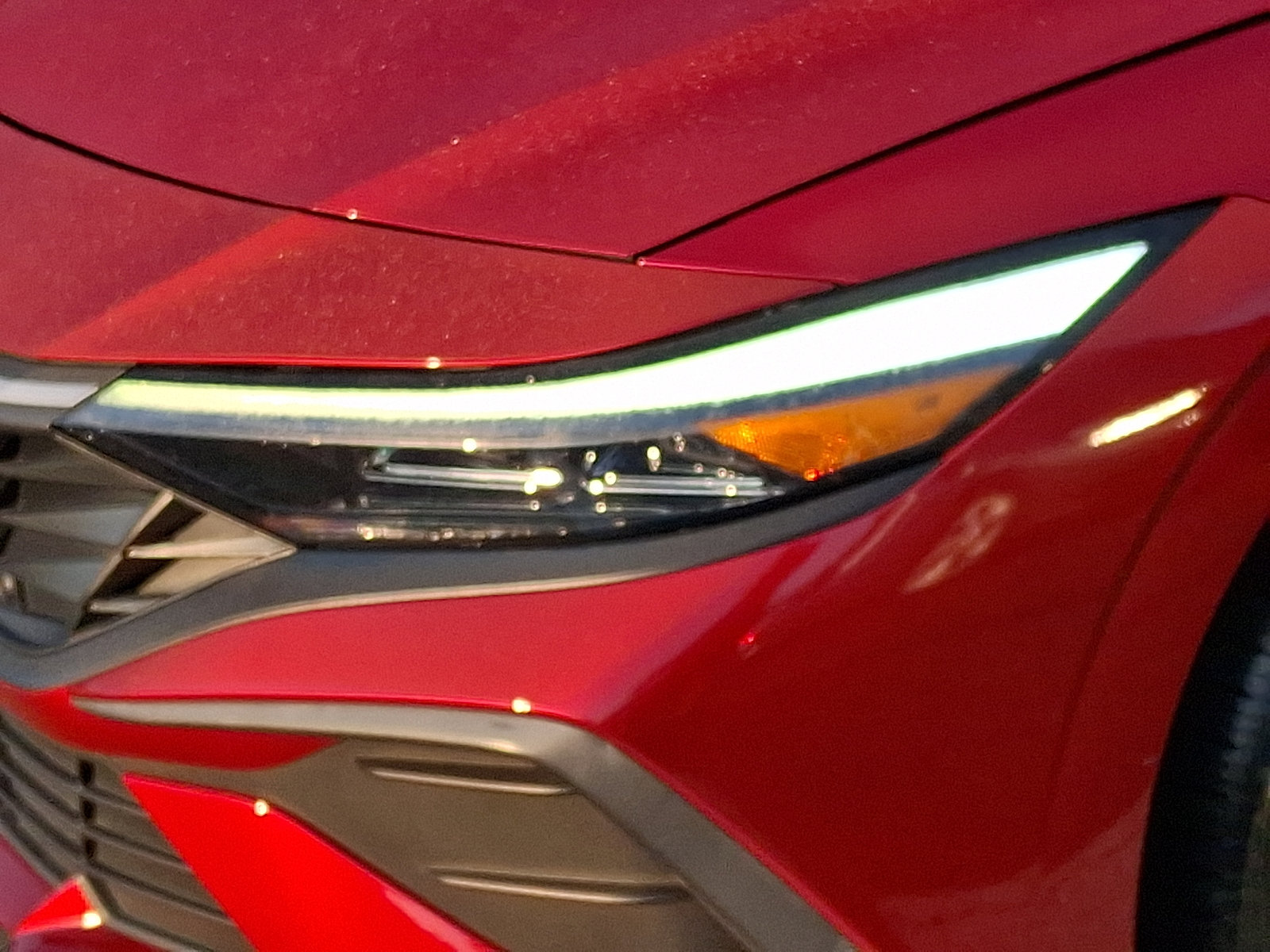 Certified 2024 Hyundai Elantra SE FWD image 9