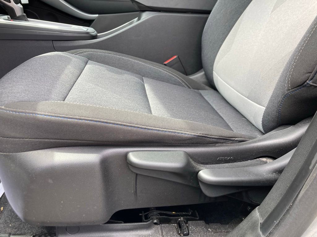 Used 2024 Chevrolet Trax LS w/ LS Convenience Package FWD image 8