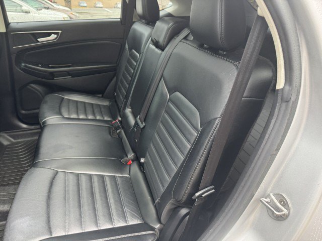 Used 2015 Ford Edge SEL w/ Equipment Group 201A AWD/4WD image 11