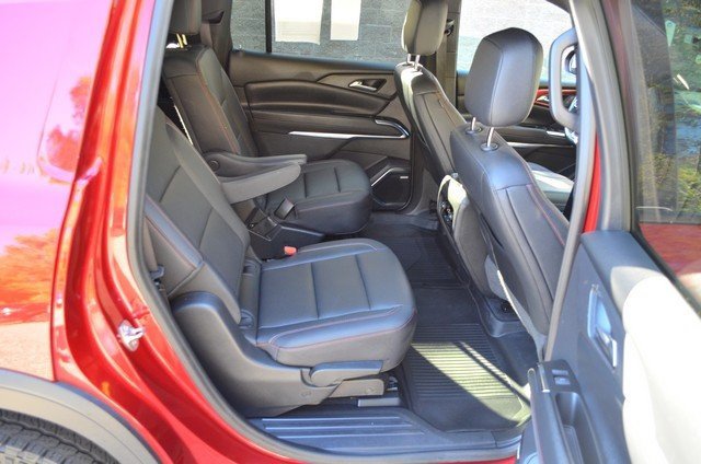 Used 2024 Chevrolet Traverse Z71 w/ Enhanced Driving Package image 33