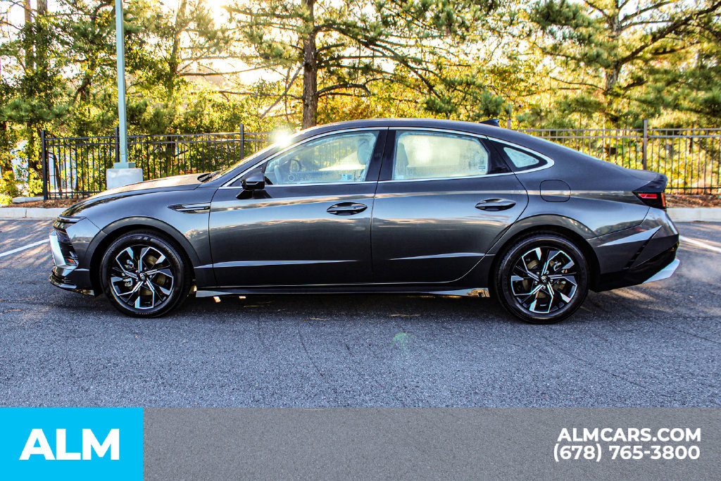 Used 2025 Hyundai Sonata SEL FWD image 6