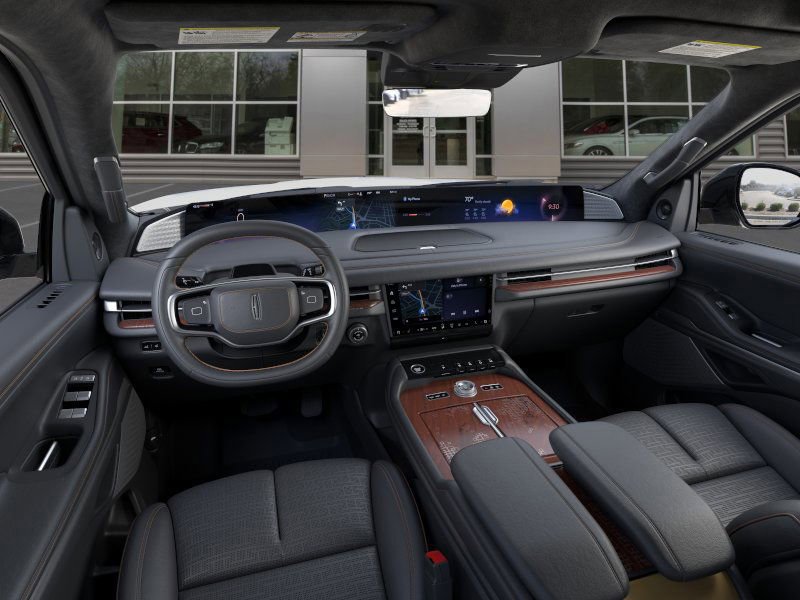 New 2025 Lincoln Navigator L Black Label image 9
