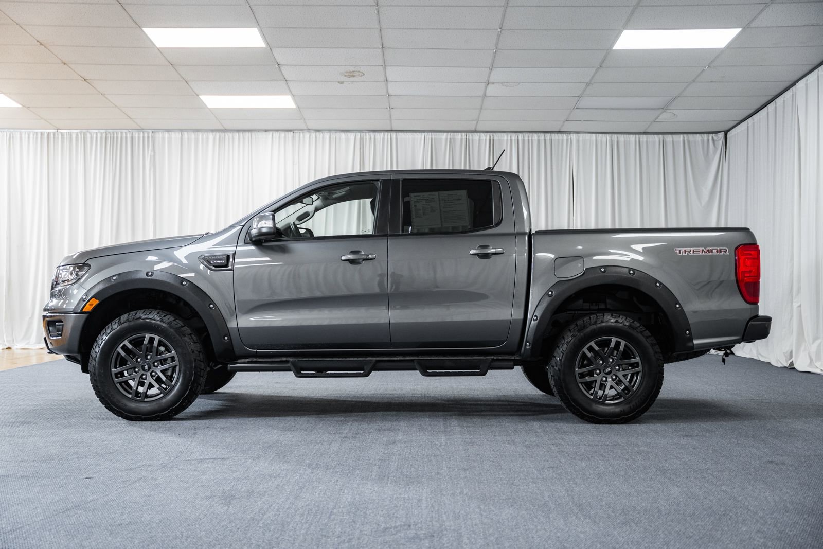 Certified 2022 Ford Ranger Lariat w/ Tremor Off-Road Package image 5