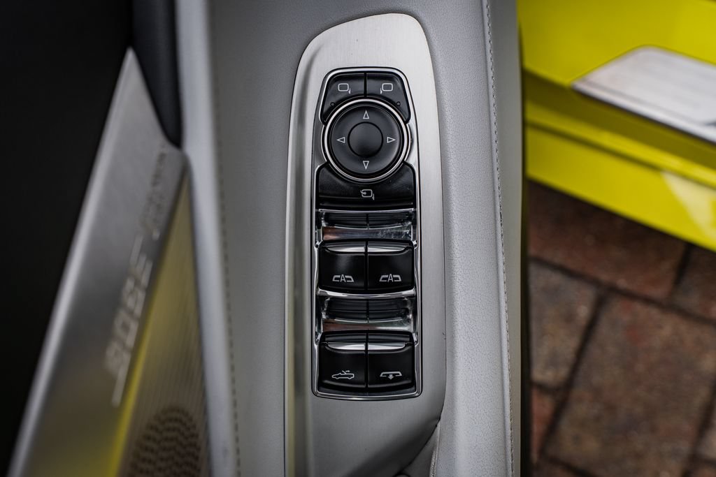 Used 2023 Chevrolet Corvette Stingray Preferred Conv w/ Z51 Performance Package RWD image 19
