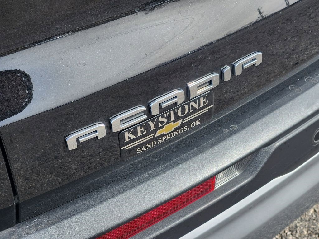 Used 2025 GMC Acadia Elevation FWD image 12