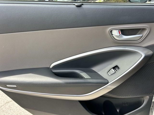 Used 2014 Hyundai Santa Fe GLS FWD image 17