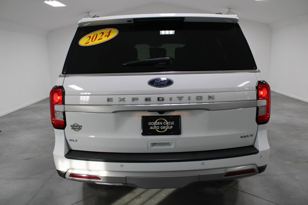 Used 2024 Ford Expedition Max XLT image 8