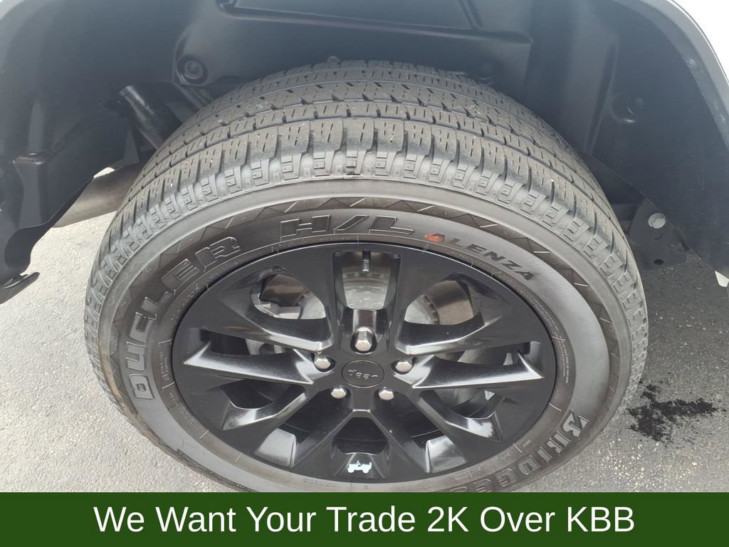 Used 2023 Jeep Wrangler Altitude image 19