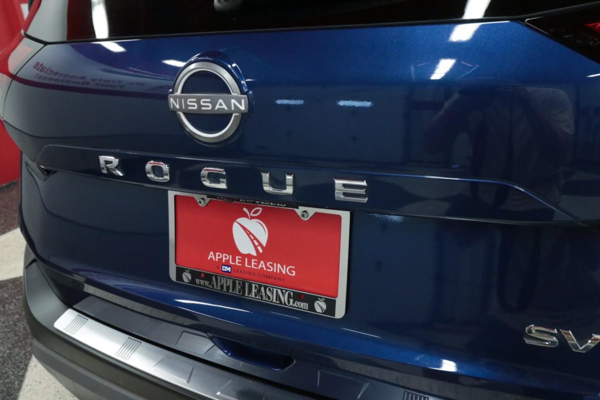 Used 2022 Nissan Rogue SV w/ SV Premium Package FWD image 31
